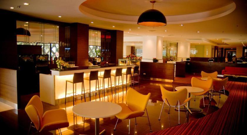 Iyarin@Tuk Chang Ratchayothin Hotel Bangkok Exterior photo